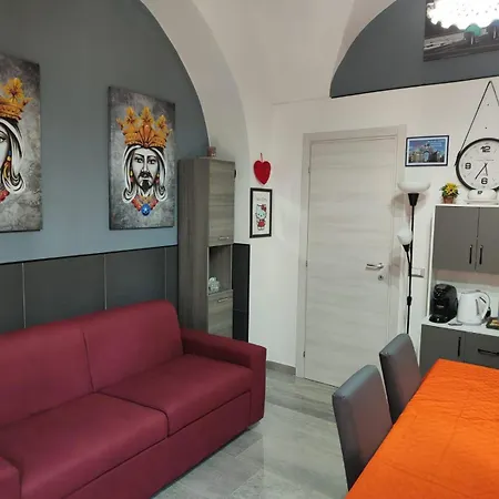 Holiday home Ginevra House