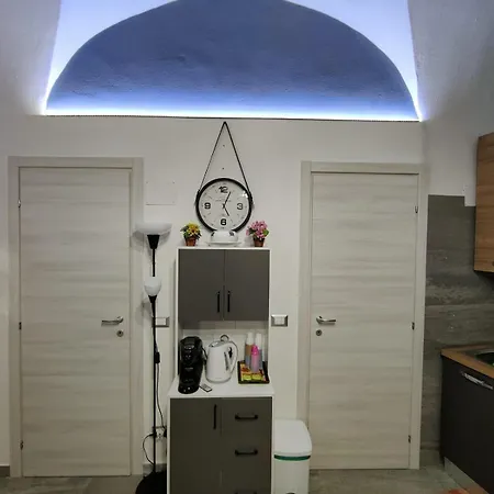 Ginevra House