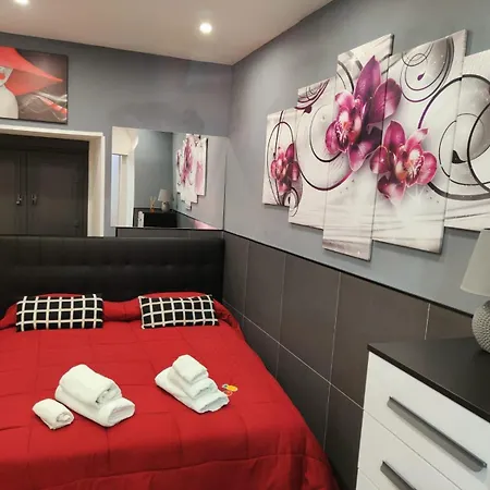 Ginevra House *