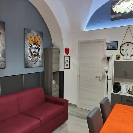 Holiday home Ginevra House